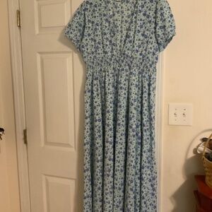 Ladies sz 10 blue flower dress